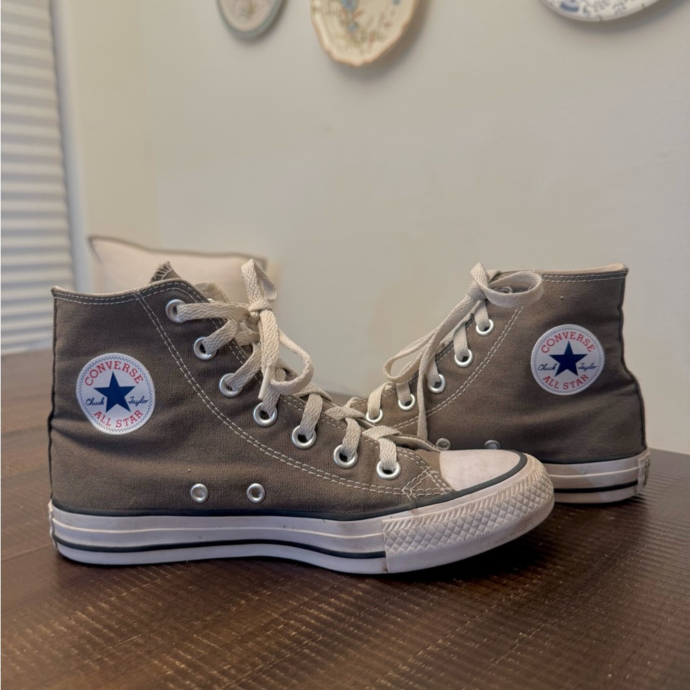 Converse Unisex White Canvas Sneakers